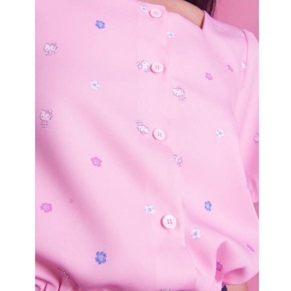 Hello Kitty Pink Daisy Button Up Square Neck Crop Top - Picture 5 of 12